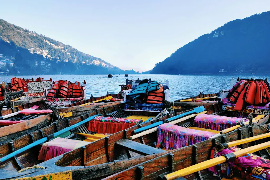 unsplash_YqAfd8bBeRk_nainital.webp