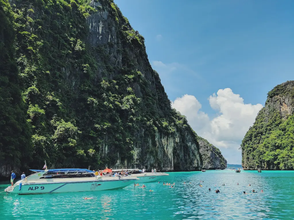unsplash_T_3hvLGAnJQ_andaman.webp.jpg.jpg